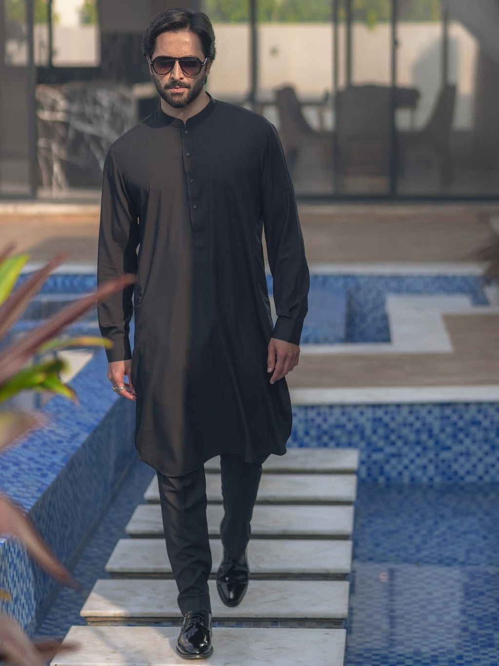 Black Colour Unstitched Wash N Wear Suit