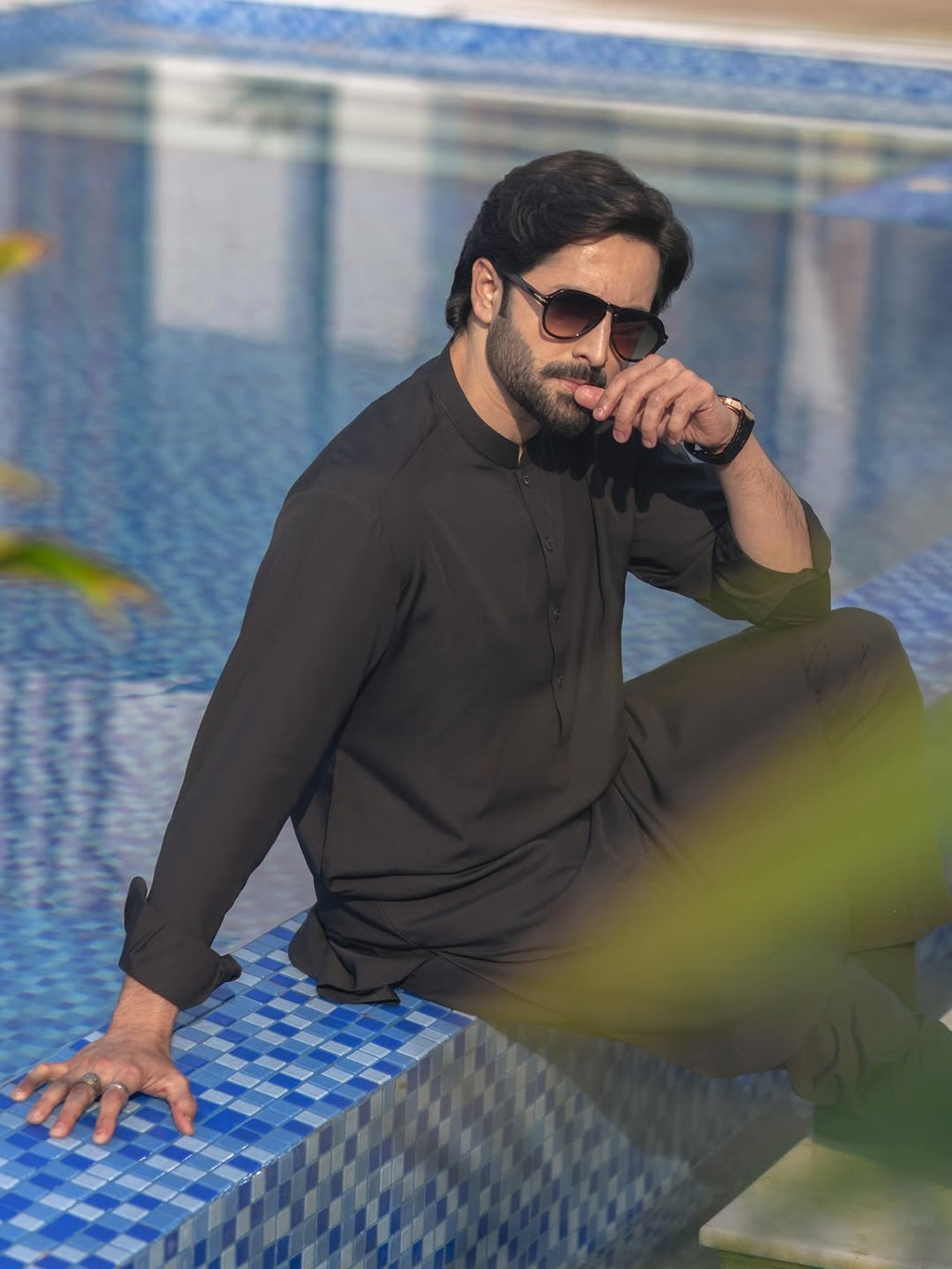Black Colour Unstitched Wash N Wear Suit